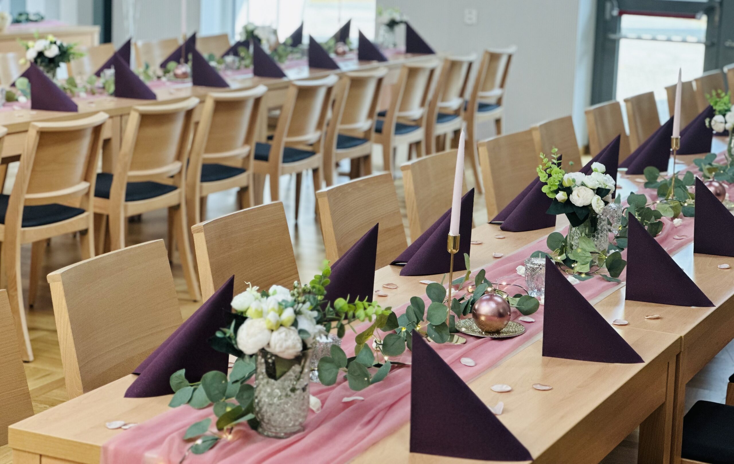 B257D4D1-8001-4F8E-B257-71A5C8D66CCA