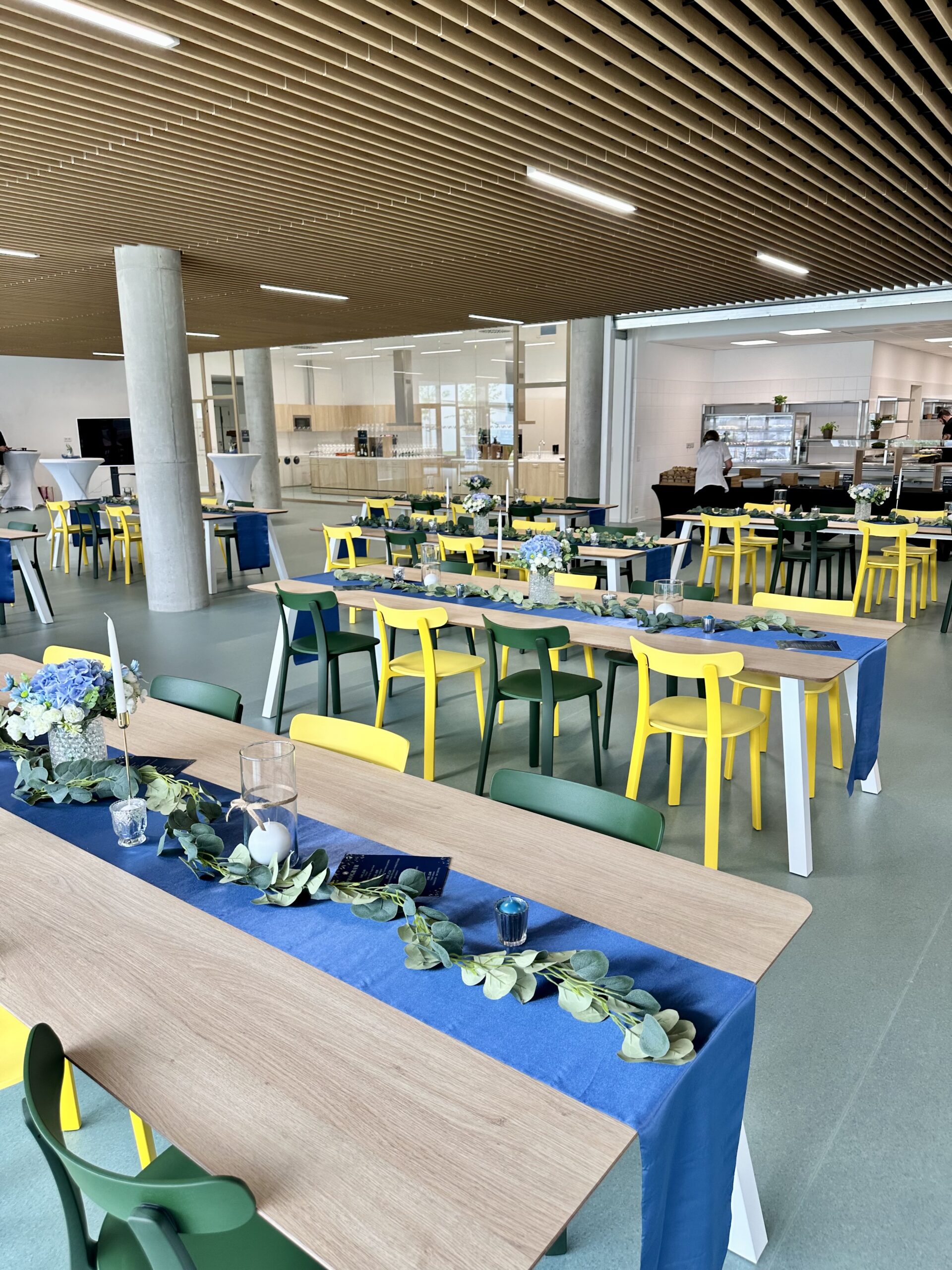 F15999B7-8A89-4252-A431-2D7BD7B10638